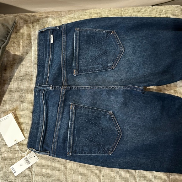 NWT ✨ Mother Jeans The Insider Mid Rise Frayed Ankle - Sold Out Retails $228 - Picture 6 of 7